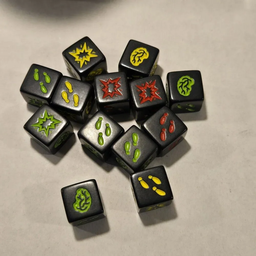 Zombie Dice Game by Steve Jackson Games - Complete (13 Dice, Cup, Rulebook)